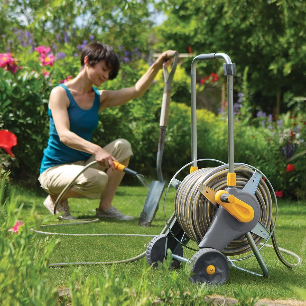 Hozelock 60m Capacity Metal Hose Cart, With 30m Hose 4 Hozelock 60m Capacity Metal Hose Cart, With 30m Hose - Image 2