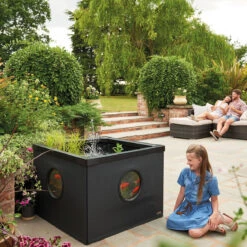 Hozelock Patio Pond Aquarium