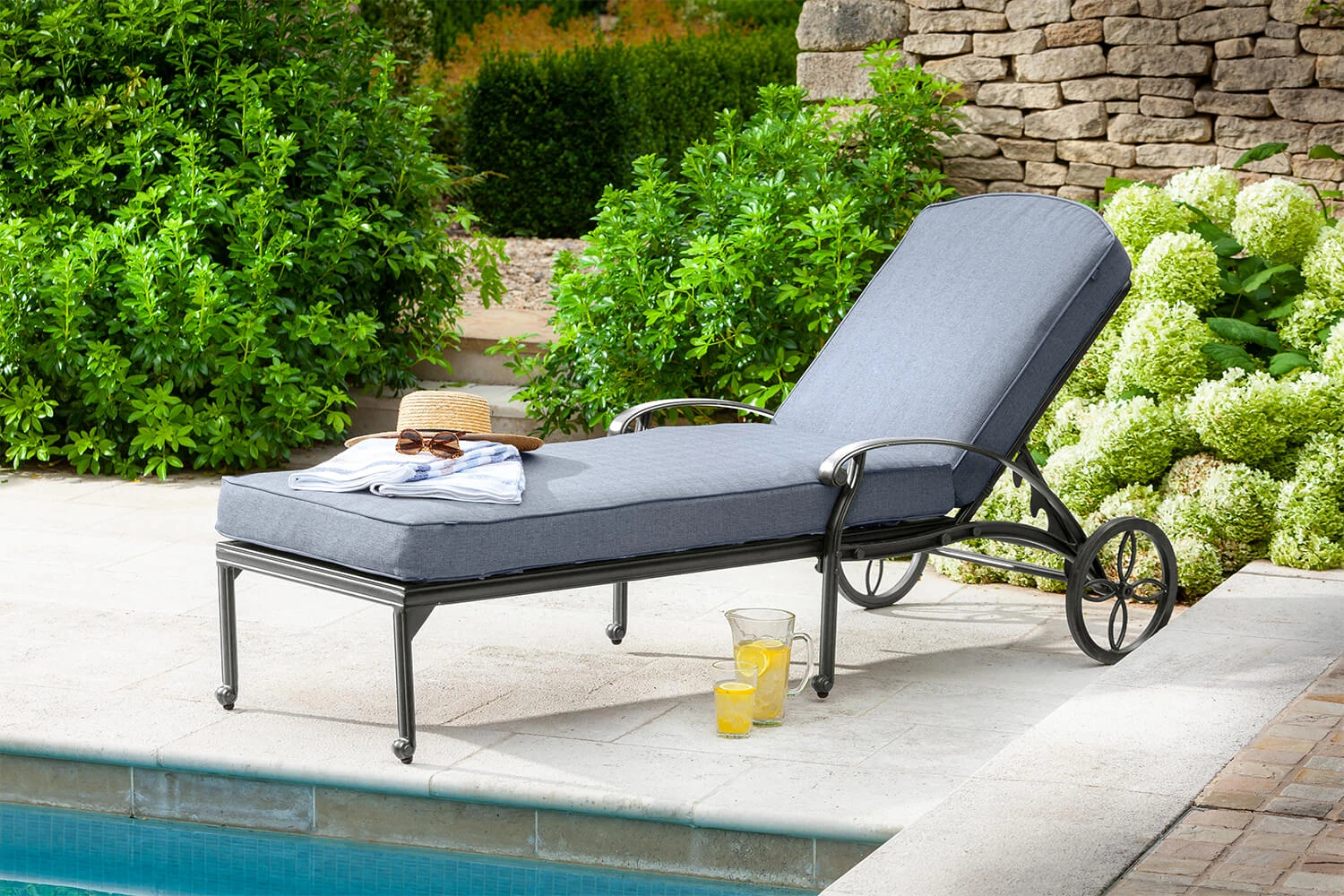 Hartman Amalfi Lounger In Antique Grey / Platinum 3 Hartman Amalfi Lounger In Antique Grey / Platinum