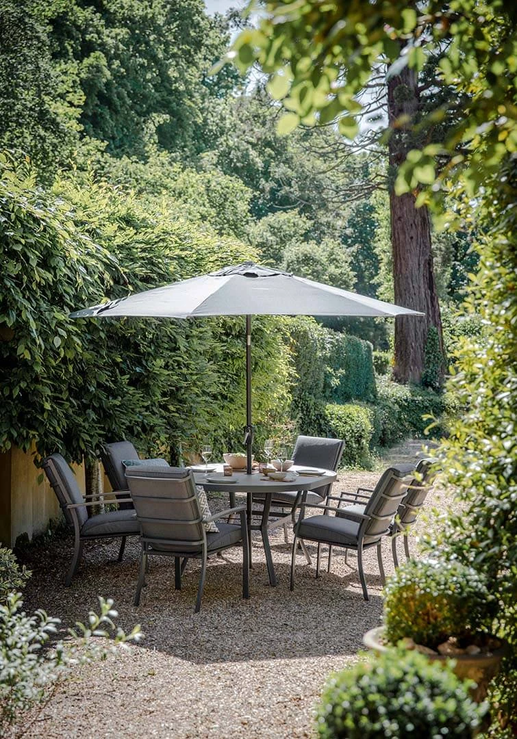 LG Monza 6 Seat Set With Highback Armchairs And 3.0m Parasol 3 LG Monza 6 Seat Set With Highback Armchairs And 3.0m Parasol