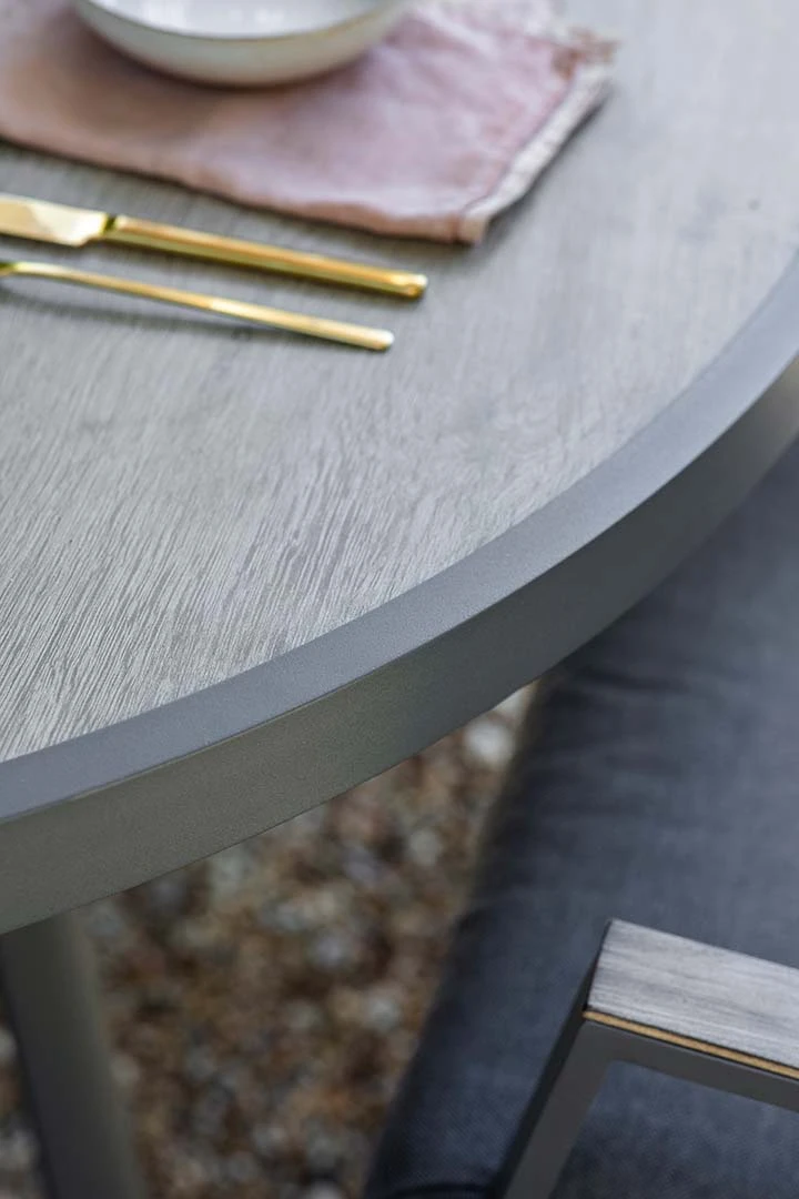 LG Monza 6 Seat Set With Highback Armchairs And 3.0m Parasol 4 LG Monza 6 Seat Set With Highback Armchairs And 3.0m Parasol - Image 2