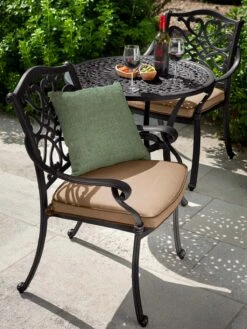 Green Garden World 15 Green Garden World -Green Garden World L2 Hartman Capri bistro set size