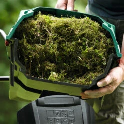 Bosch Lawn Rake ALR 900 11 Bosch Lawn Rake ALR 900 -Green Garden World avr 1100 grass box