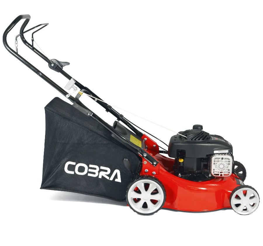 Cobra 40cm Petrol Push Mower With Briggs And Stratton Engine - M40B 5 Cobra 40cm Petrol Push Mower With Briggs And Stratton Engine - M40B - Image 3