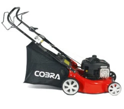 Cobra 40cm Self Propelled Petrol Mower, Briggs And Stratton Engine -Green Garden World cobra M40SPB side giant
