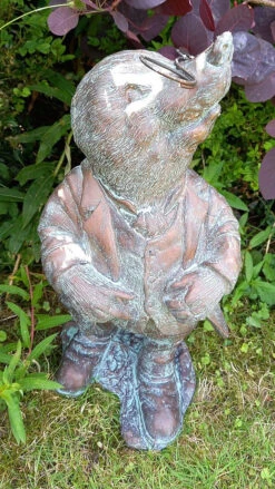 Wind In The Willows Garden Sculpture Of Mole - 56cm