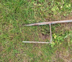 Verdigris Metal Bird Table/Bath With Ornamental Bird Sculptures 9 Verdigris Metal Bird Table/Bath With Ornamental Bird Sculptures -Green Garden World l PF06 3