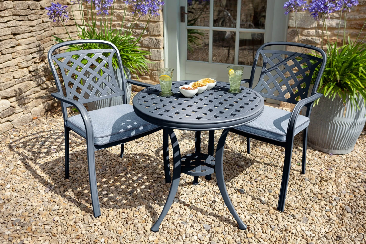 Hartman Berkeley Bistro Set In Antique Grey / Platinum 3 Hartman Berkeley Bistro Set In Antique Grey / Platinum