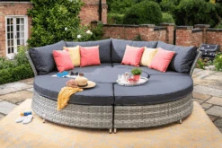 Hartman Heritage Grand Round Casual Dining Set And Day Bed In Ash / Slate