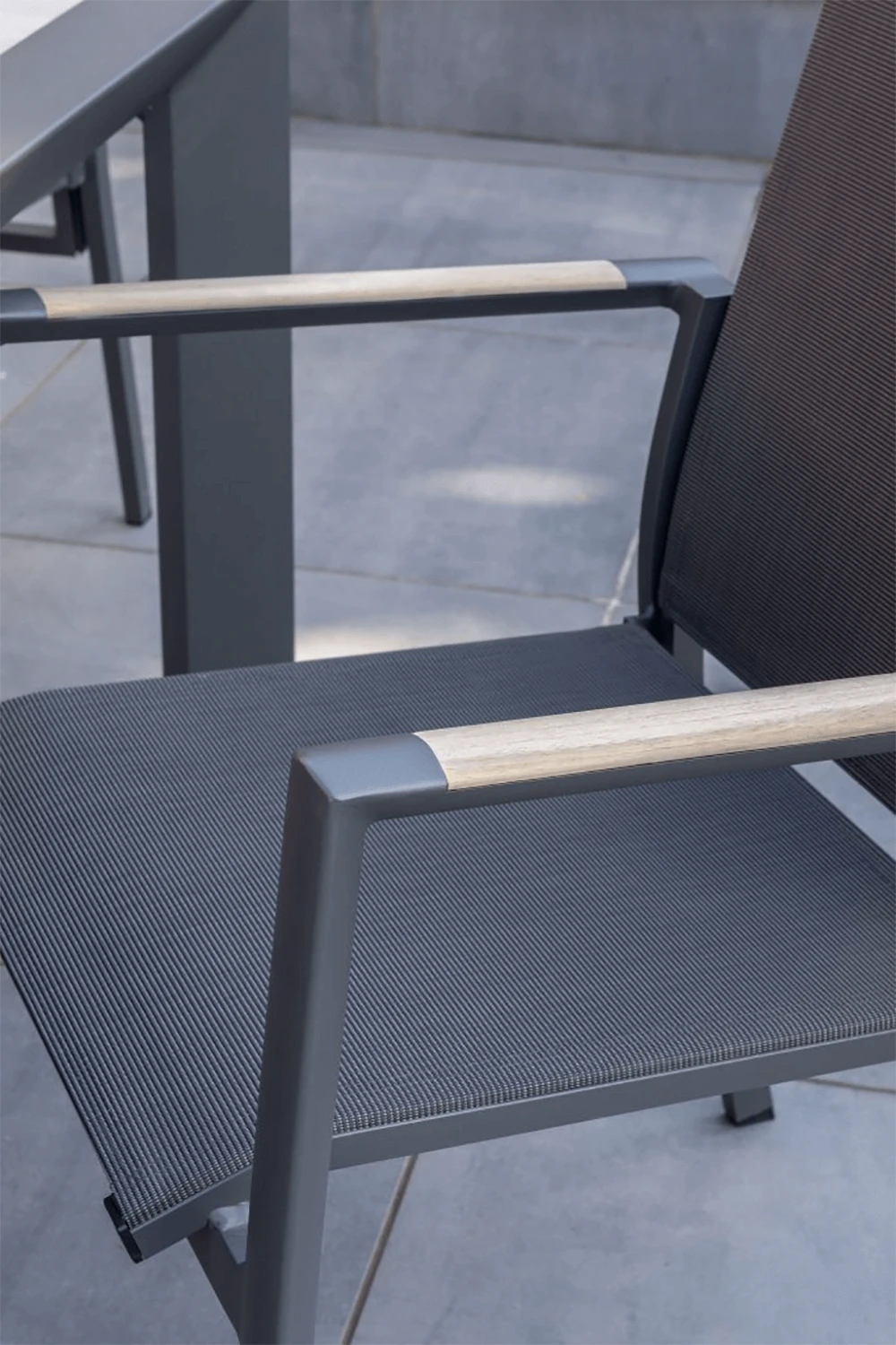 Kettler Surf Active 8 Seater Rectangular Dining Set In Iron Grey 5 Kettler Surf Active 8 Seater Rectangular Dining Set In Iron Grey - Image 3