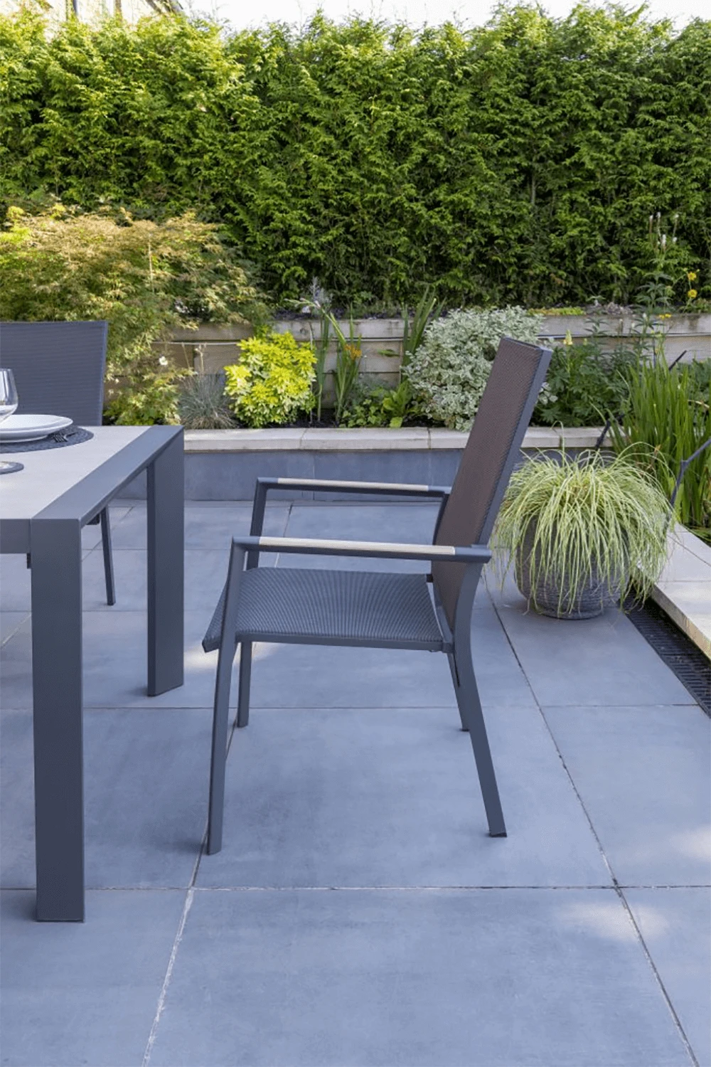 Kettler Surf Active 8 Seater Rectangular Dining Set In Iron Grey 6 Kettler Surf Active 8 Seater Rectangular Dining Set In Iron Grey - Image 4