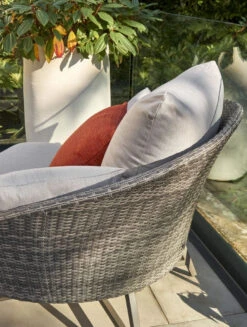 Kettler LaMode Comfort Chair -Green Garden World lamode comfort chair detail giant